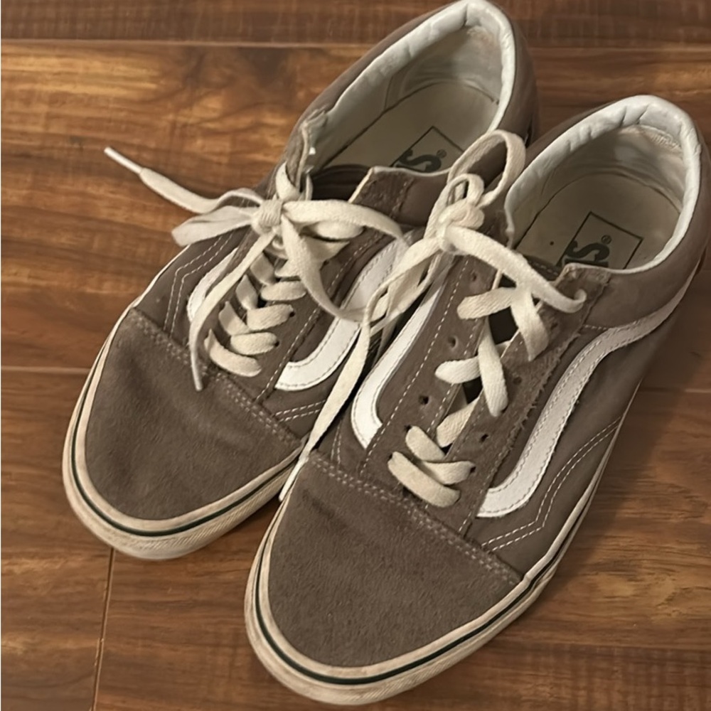 Vans Women's Brown and White Sneakers
